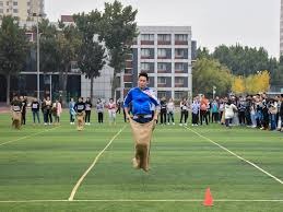 CBA季后赛：新疆男篮时隔三个赛季重返半决赛 主场大胜浙江男篮